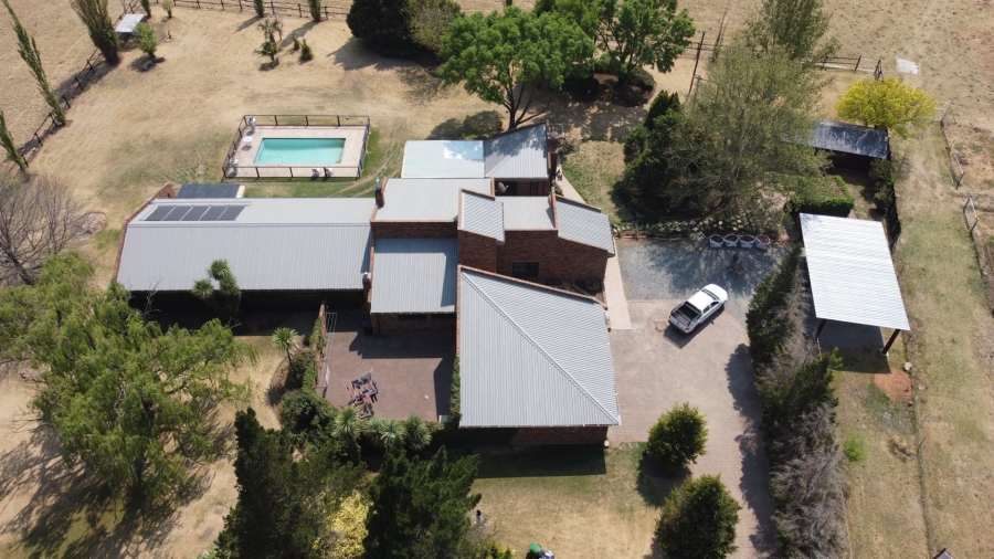 5 Bedroom Property for Sale in Bethlehem Rural Free State